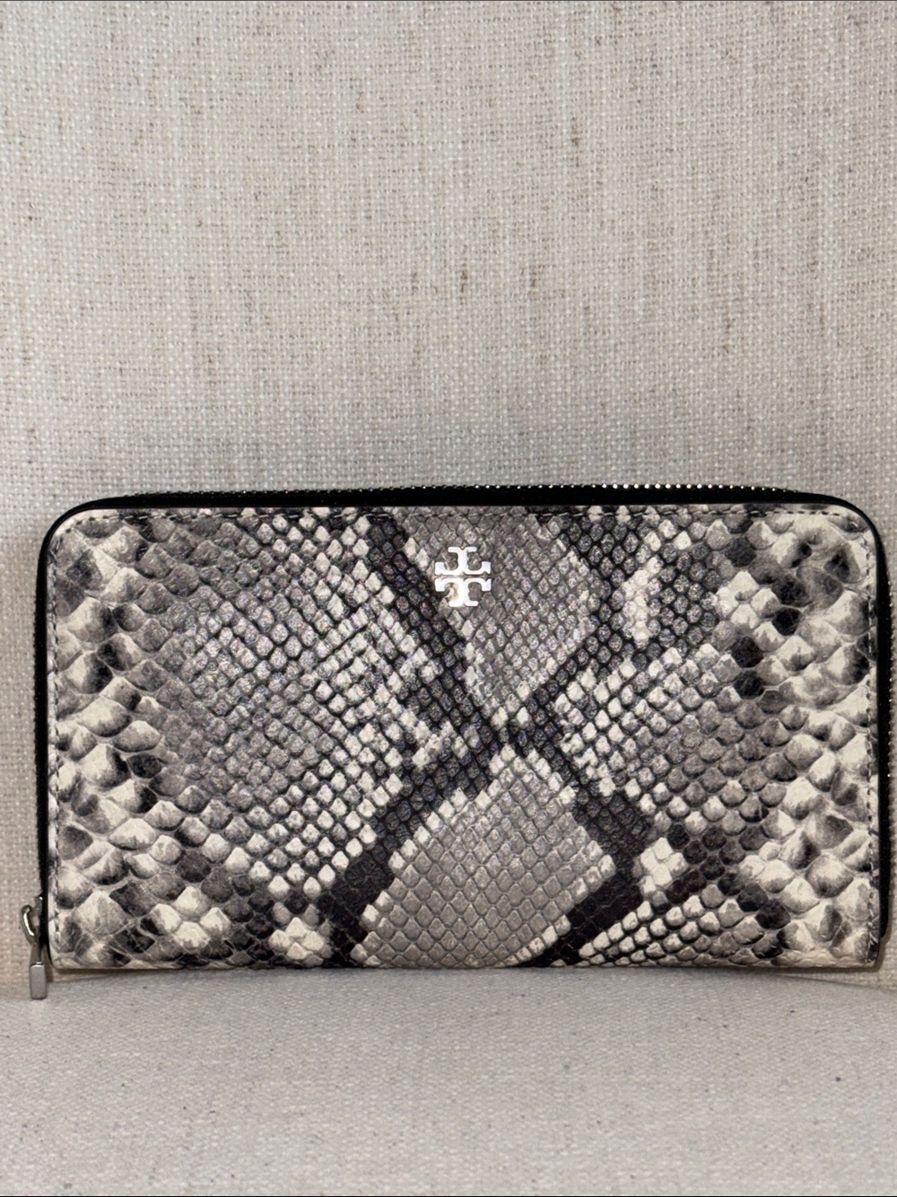 Tory Burch Black & White Snake-Print Zip Around Wallet NWOT
